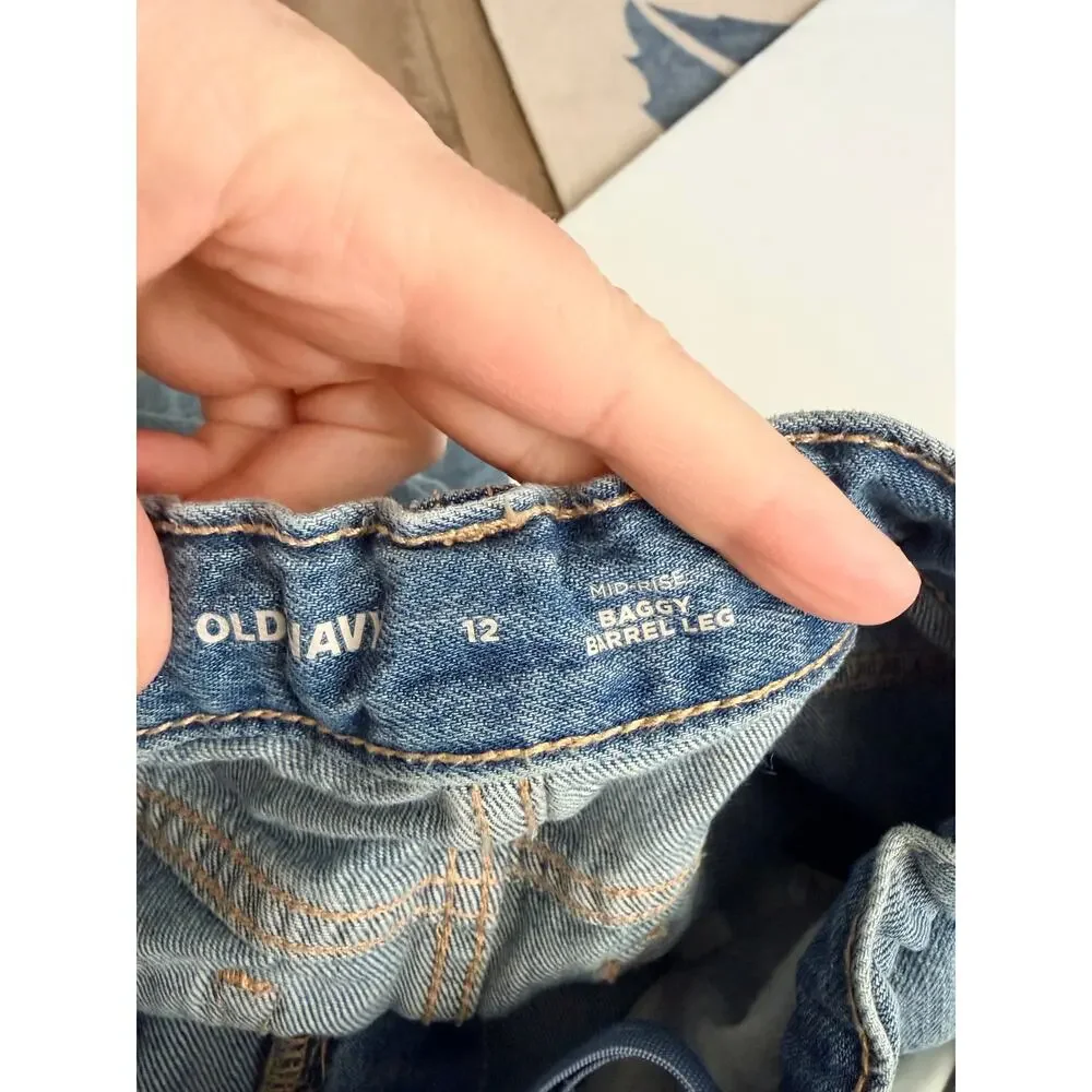 Old Navy get ready